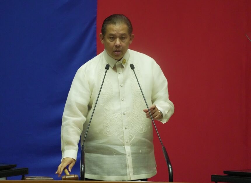 By House of Representatives of the Philippines - House transmits impeachment complaint to Senate. House of Representatives (5 February 2025)., Public Domain, https://commons.wikimedia.org/w/index.php?curid=159236543