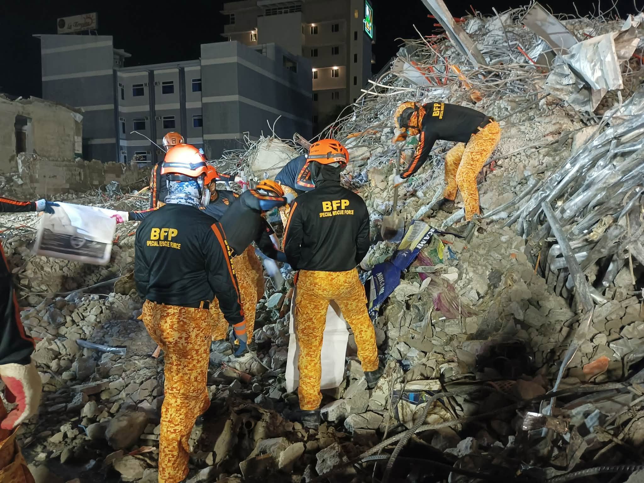 Death Toll in Angeles Building Collapse Rises to 28 as Search Teams Recover Another Victim